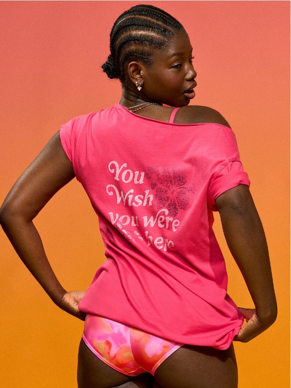 🌺VS Pink Off the Shoulder campus tee  Wish You Were Here sz L NWT